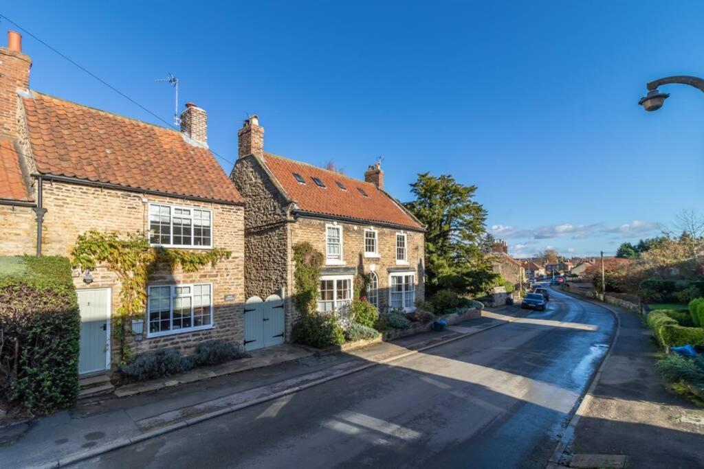 Dene Cottage, Welburn Exterior foto